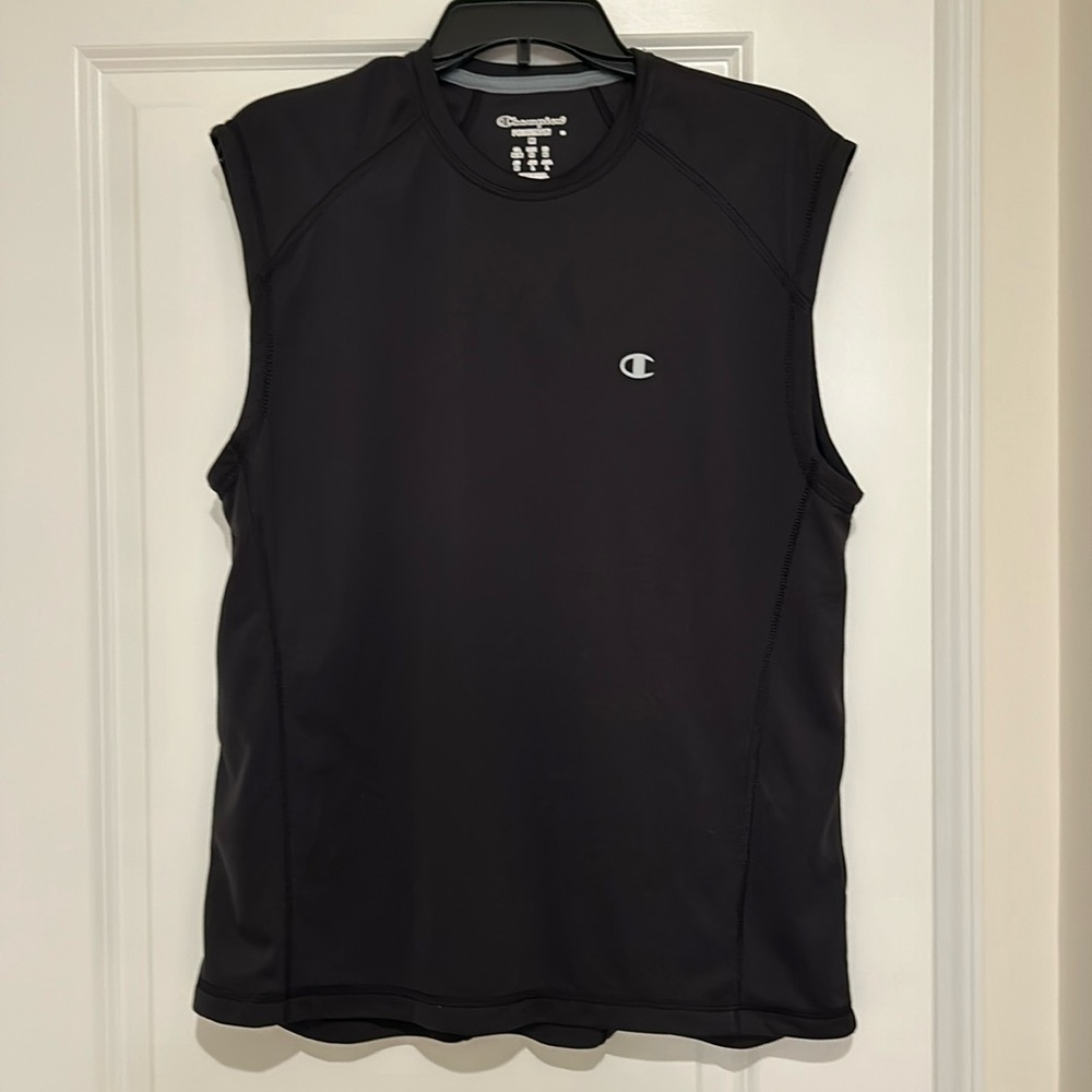 Champion Powertrain Sleeveless Top. Size M